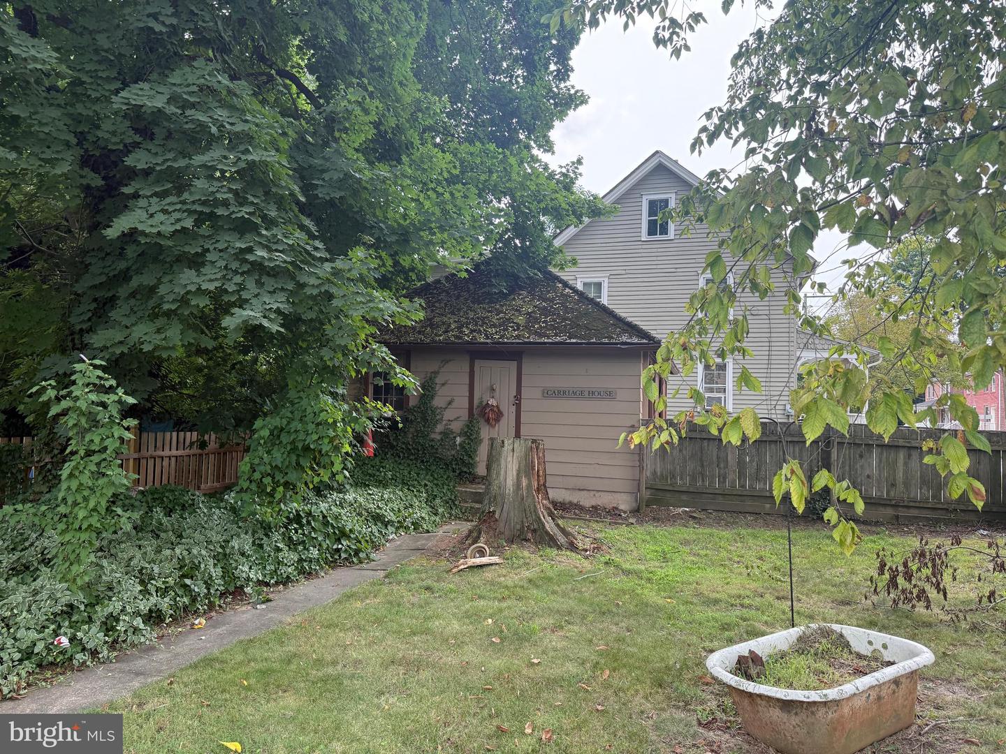 81 W Broadway Property Photo 24