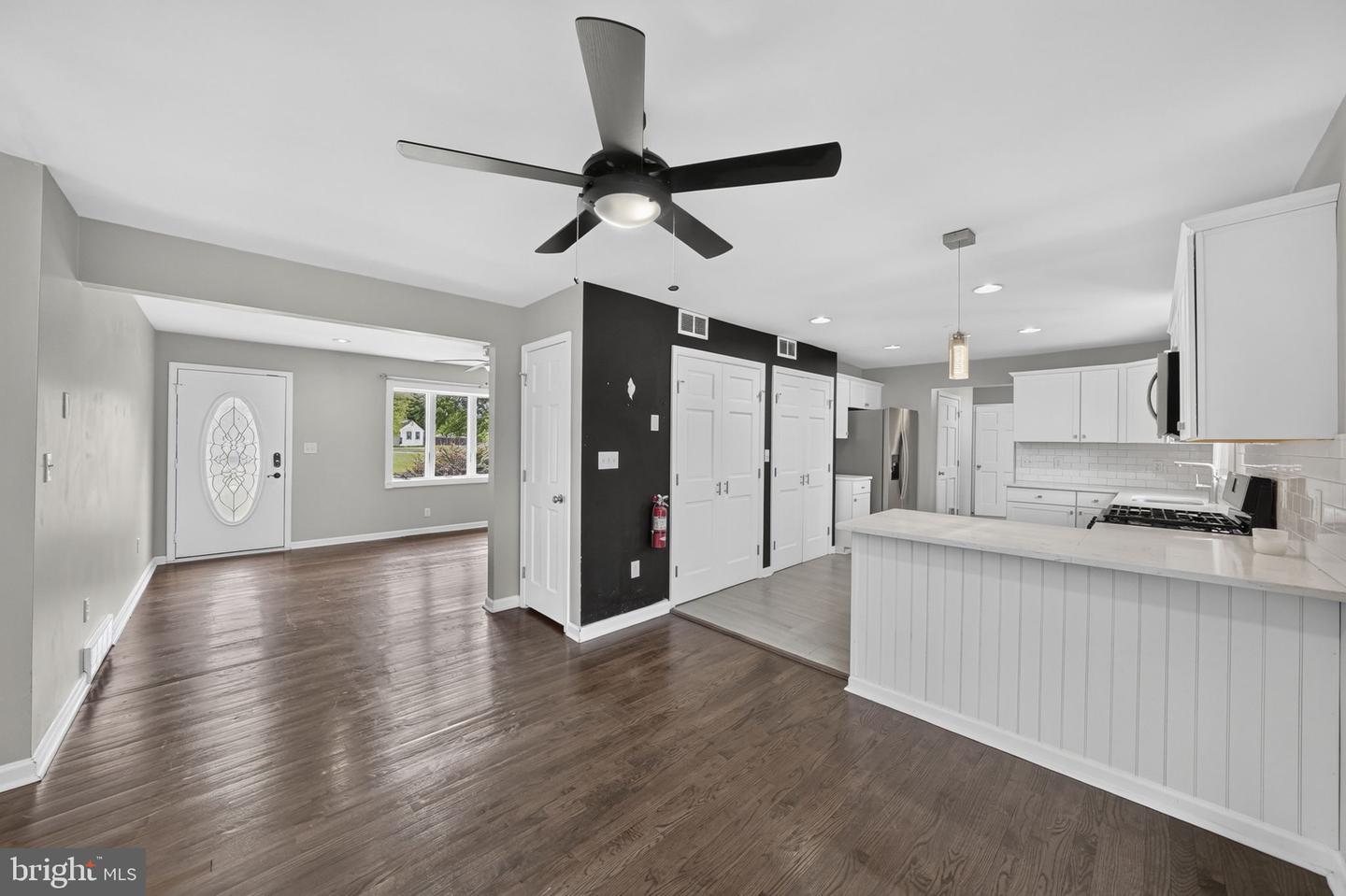 161 River Drive Ave Property Photo 12