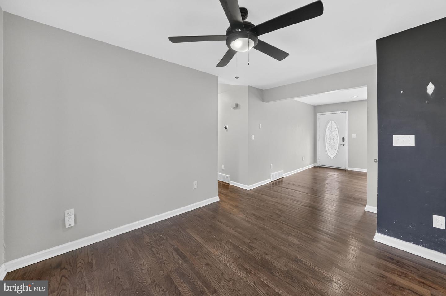 161 River Drive Ave Property Photo 14