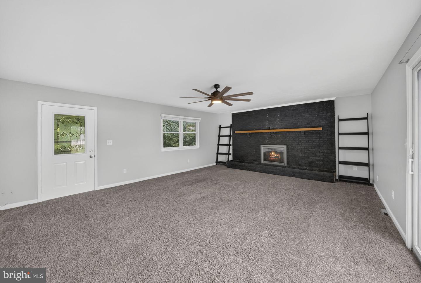 161 River Drive Ave Property Photo 23