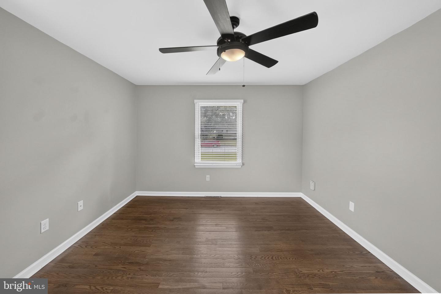 161 River Drive Ave Property Photo 40