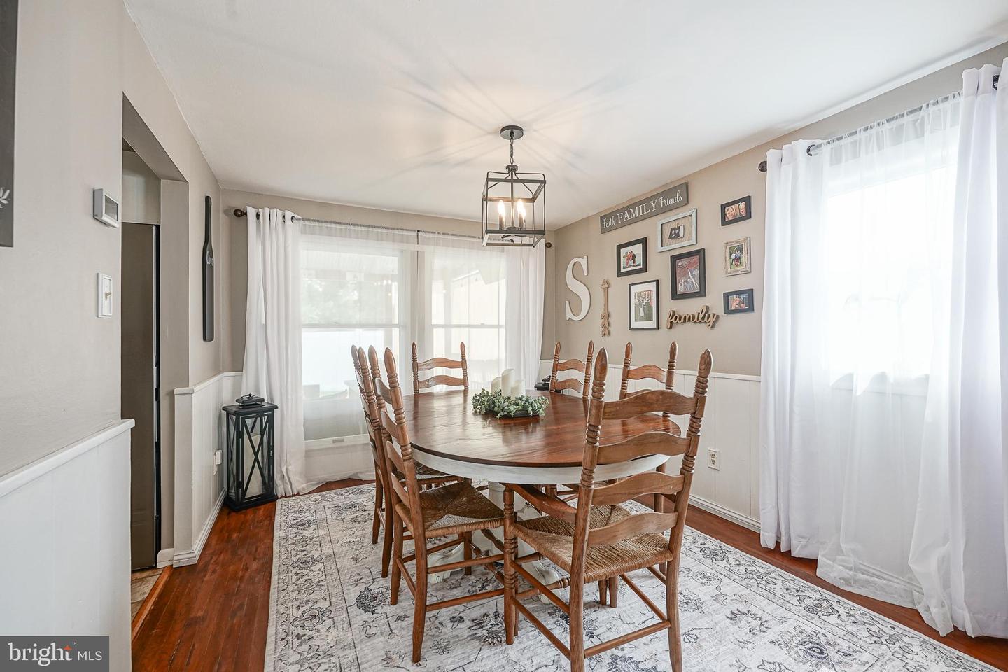 8 Paterson Ave Property Photo 13