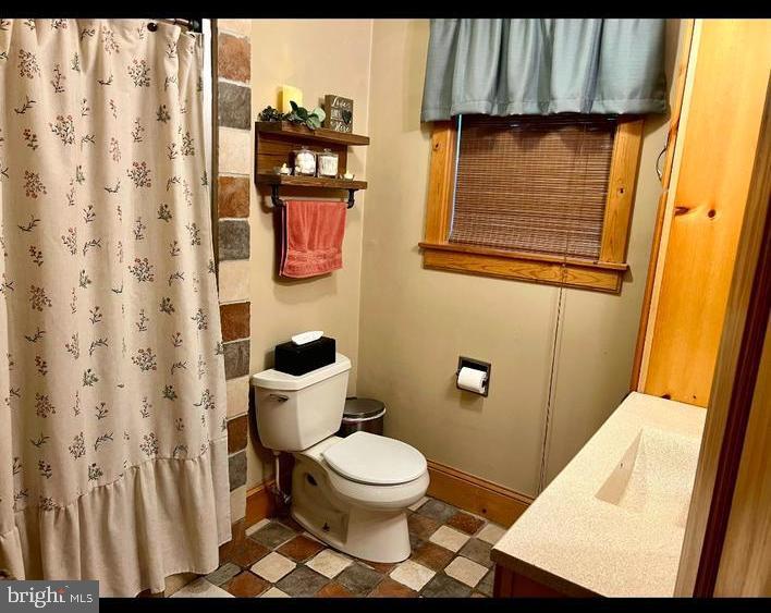 109 Michigan Rd Property Photo 4