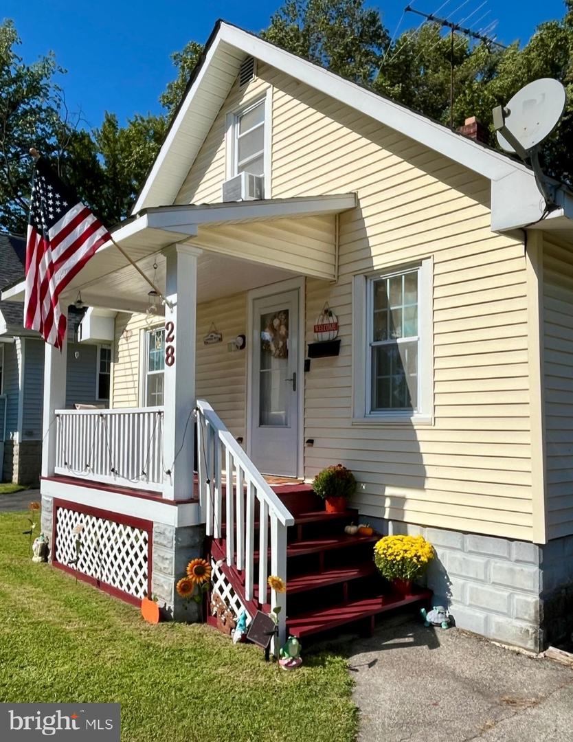 28 Jenkins Ave Property Photo 11