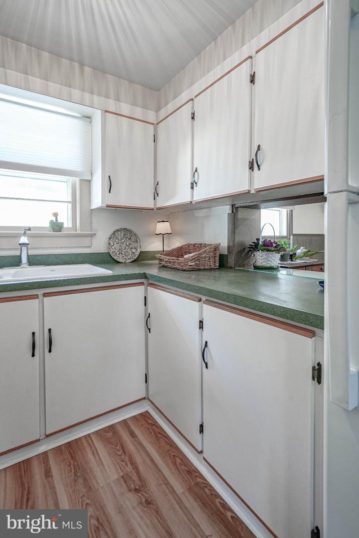 16 Eaton Rd Property Photo 9