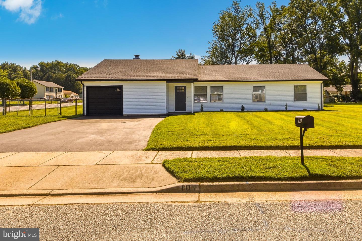 101 Primrose Lane Property Photo 1