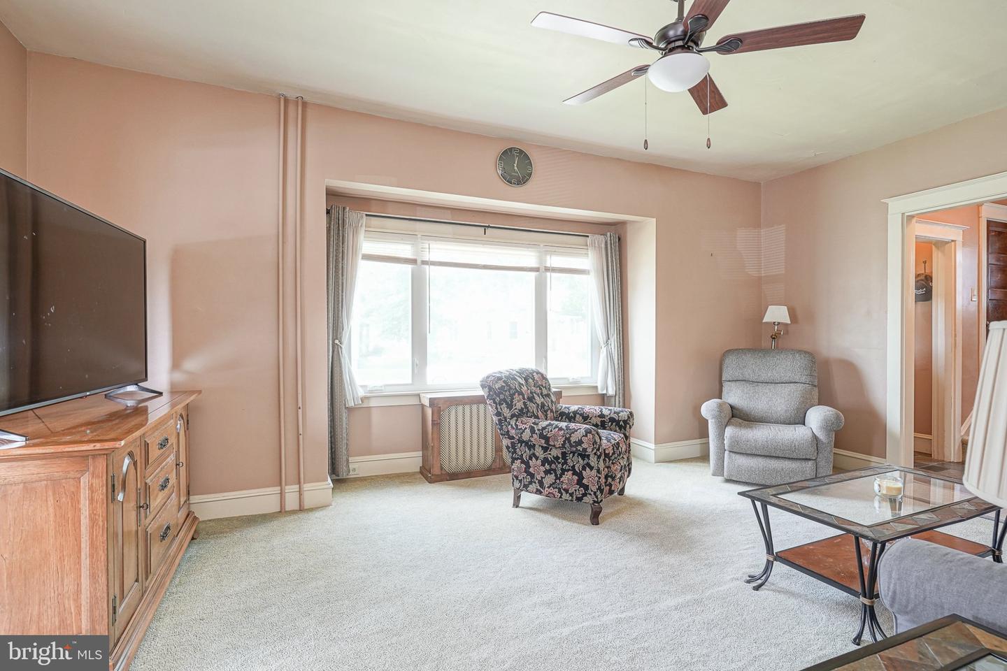 32 Johnson St Property Photo 8