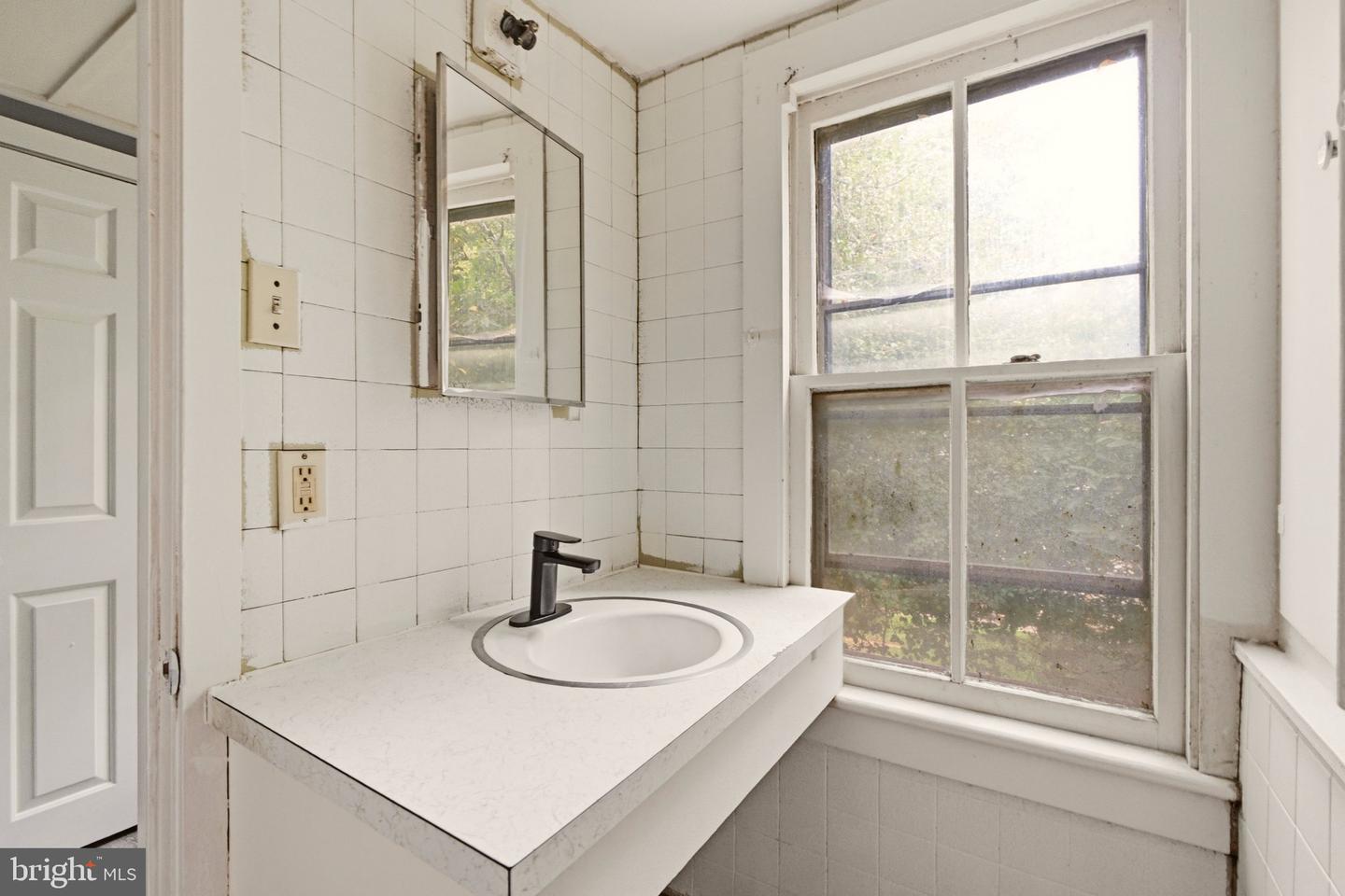 26 Seventh St Property Photo 14