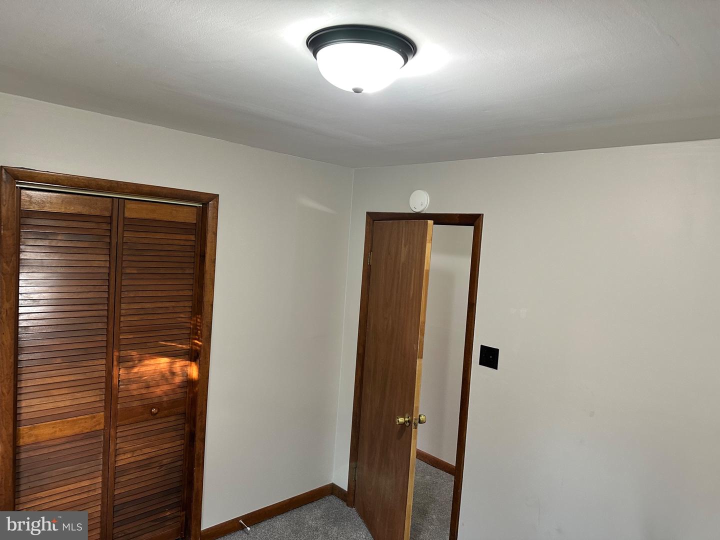 20 University Dr Property Photo 15