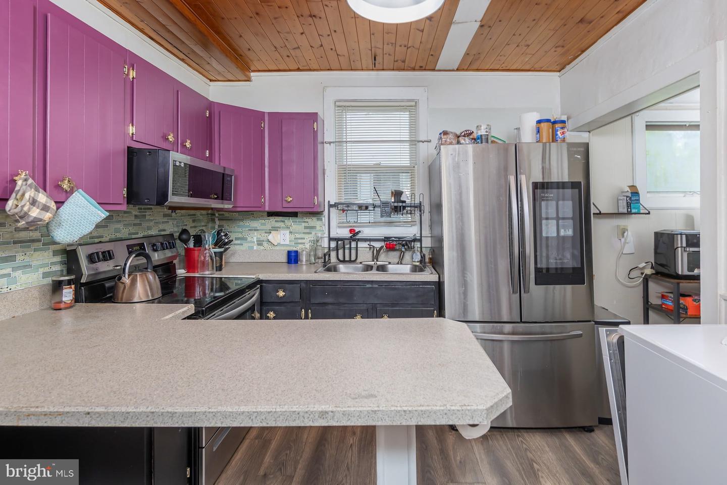 200 Johnson St Property Photo 15