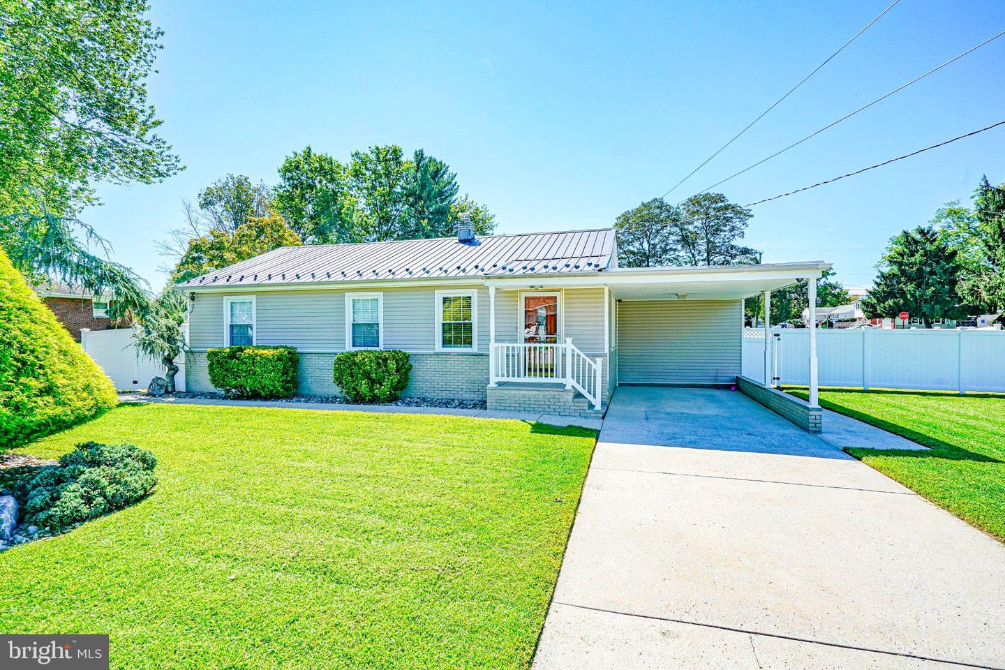 21 Georgia Rd Property Photo 1