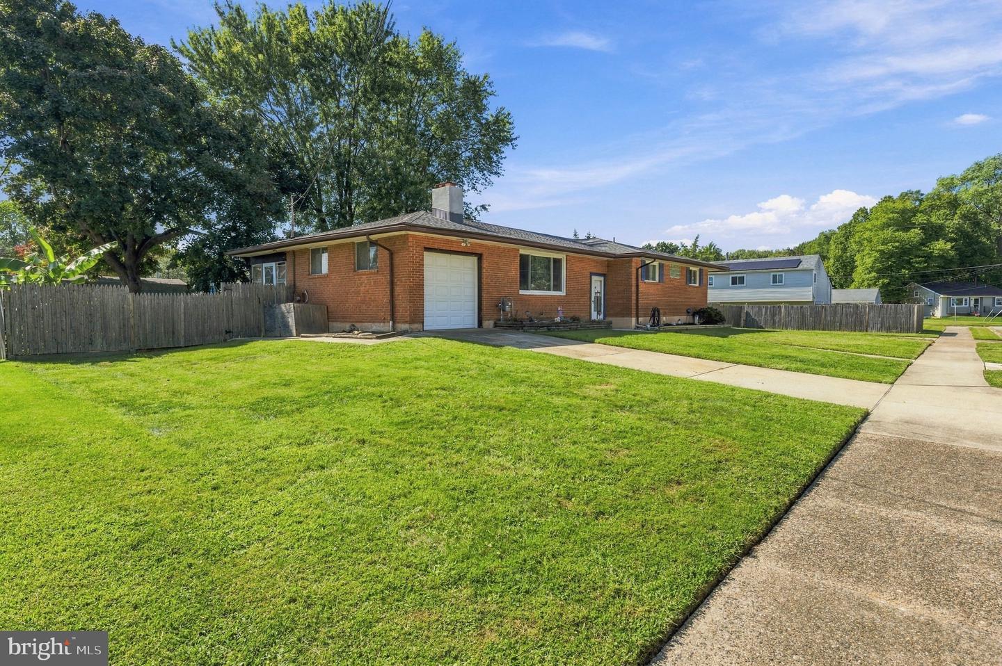 15 Plasket Ave Property Photo 2