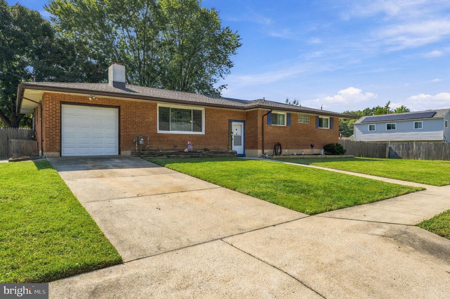 15 Plasket Ave Property Photo 4