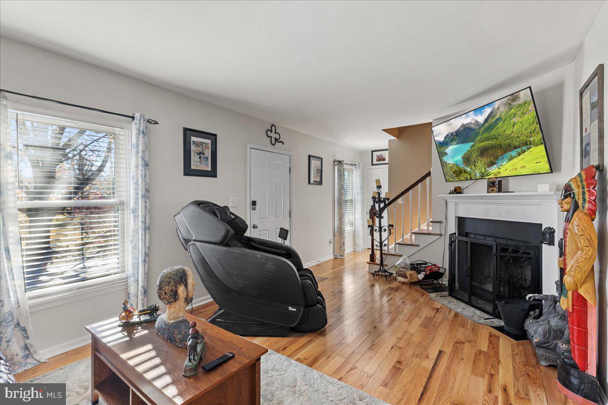 36 E Canal St Property Photo 6