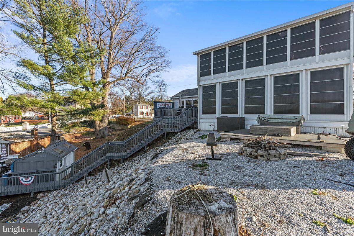 36 E Canal St Property Photo 10