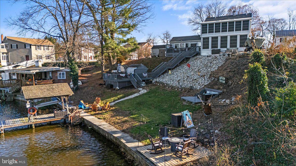 36 E Canal St Property Photo 12