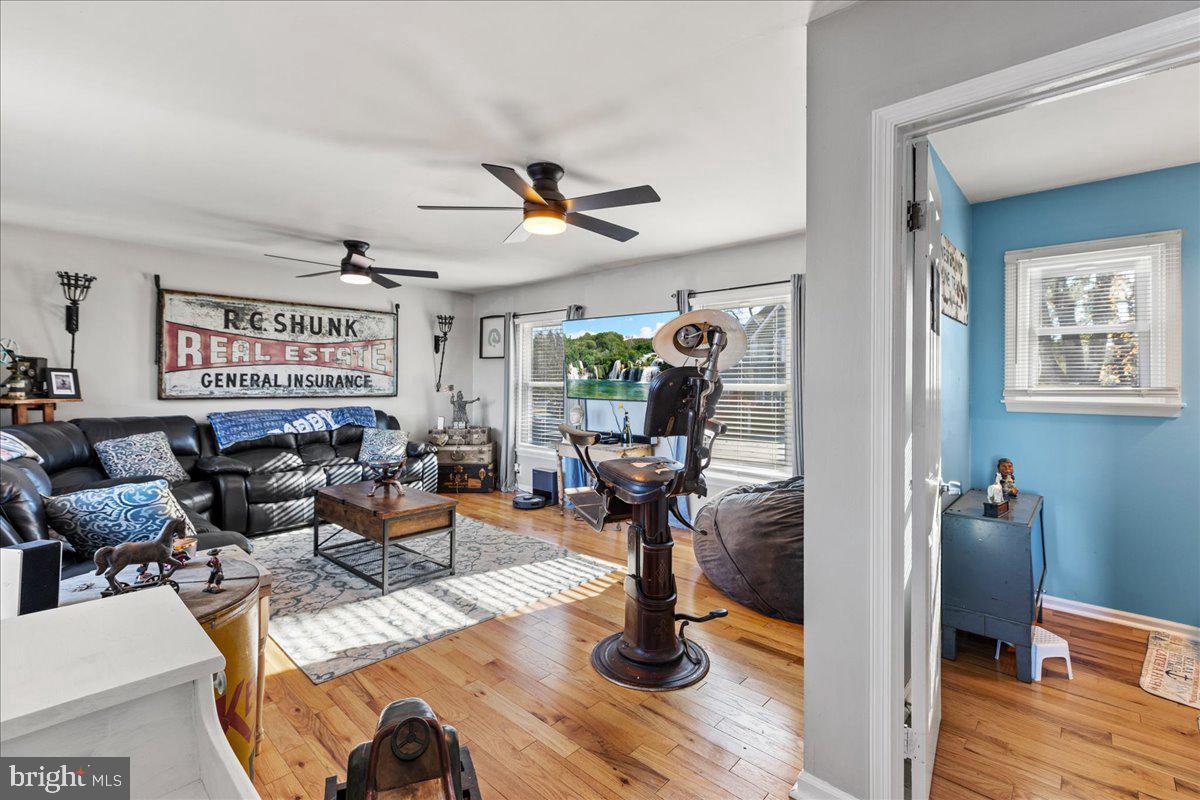 36 E Canal St Property Photo 20
