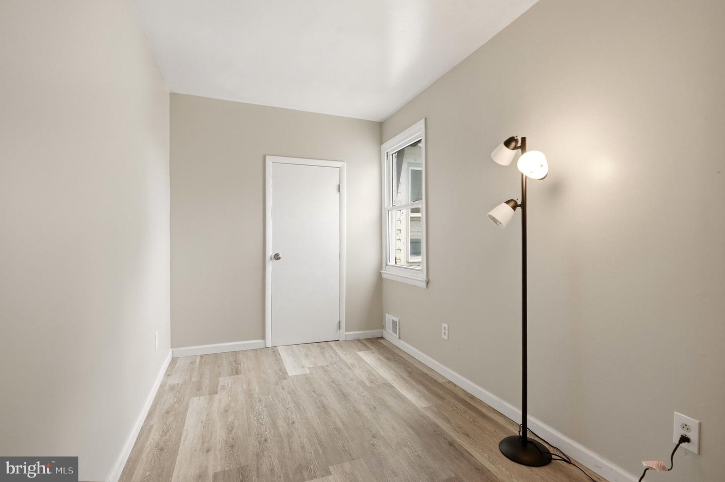 369 E Broadway Property Photo 20