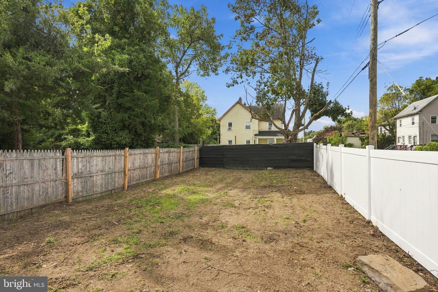 369 E Broadway Property Photo 23