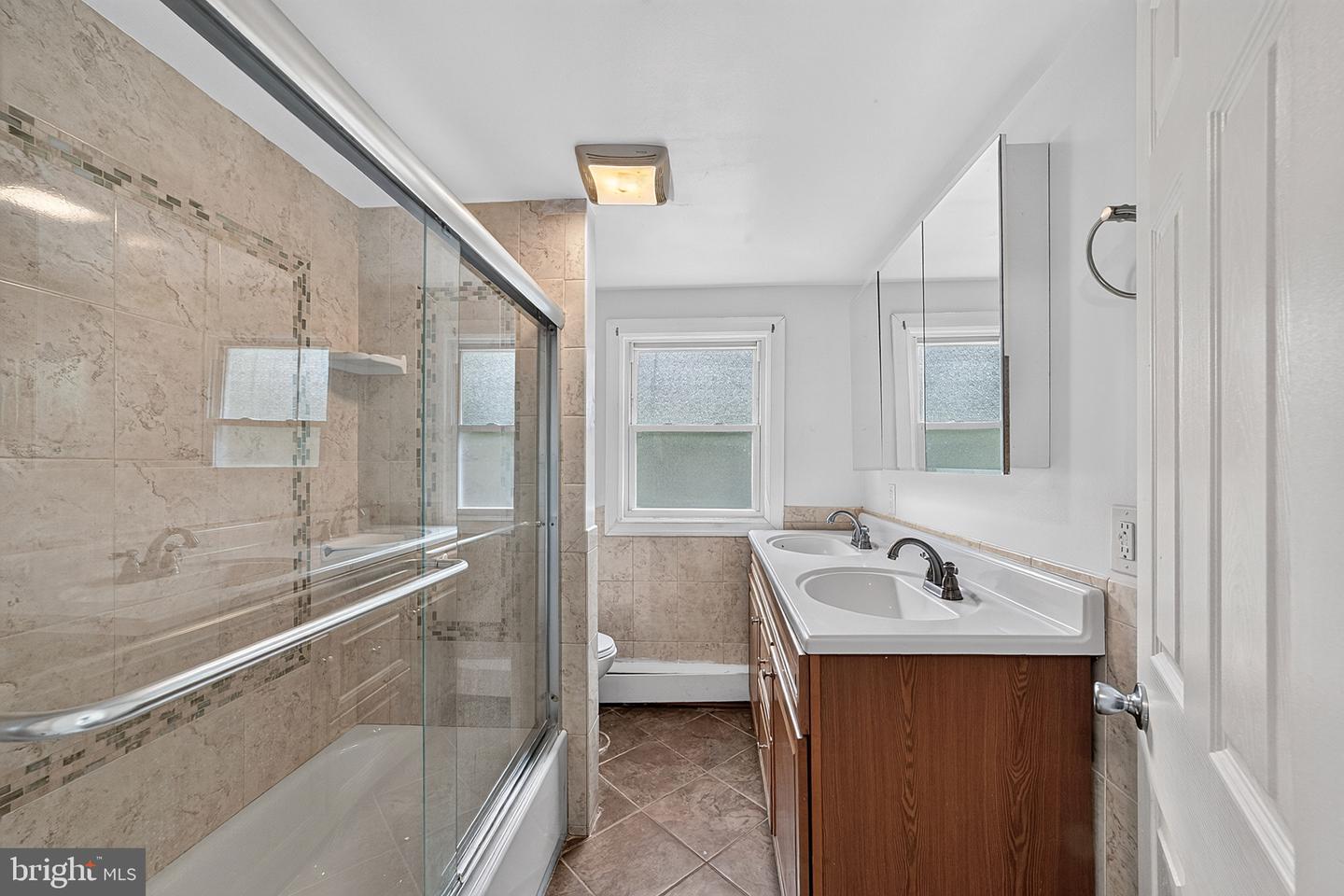 50 Walnut St Property Photo 17