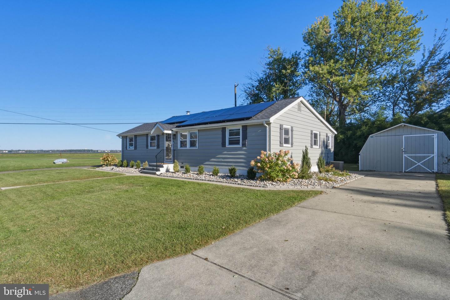 170 Jefferson Rd Property Photo 3