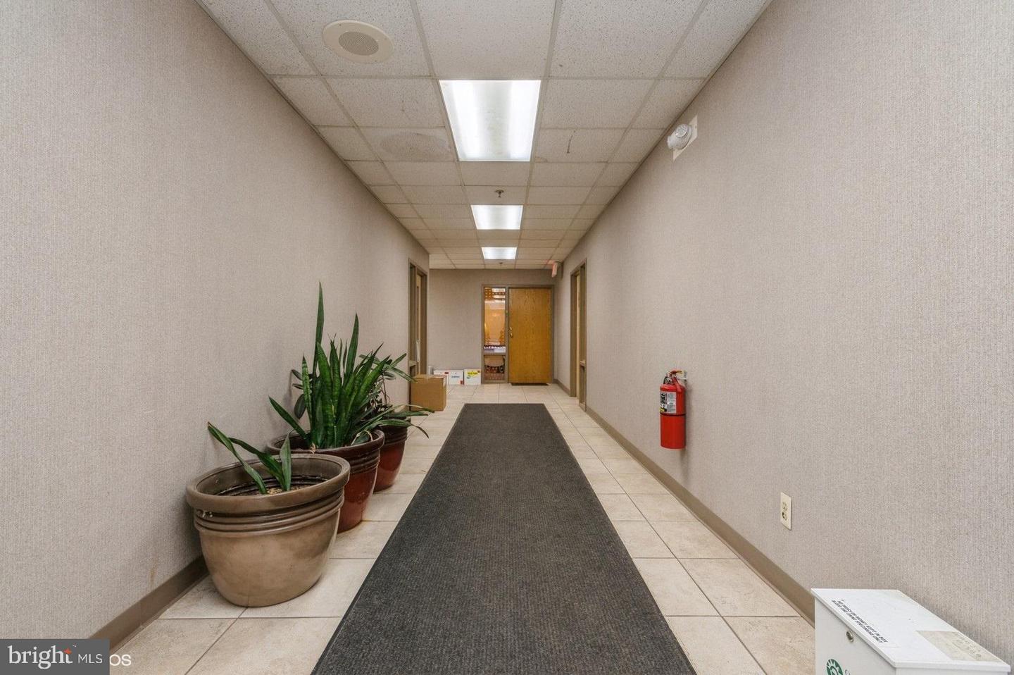 1553 Route 27 #2500 Property Photo 5