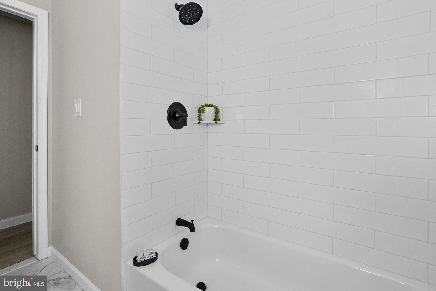83 Mountain Blvd Property Photo 21