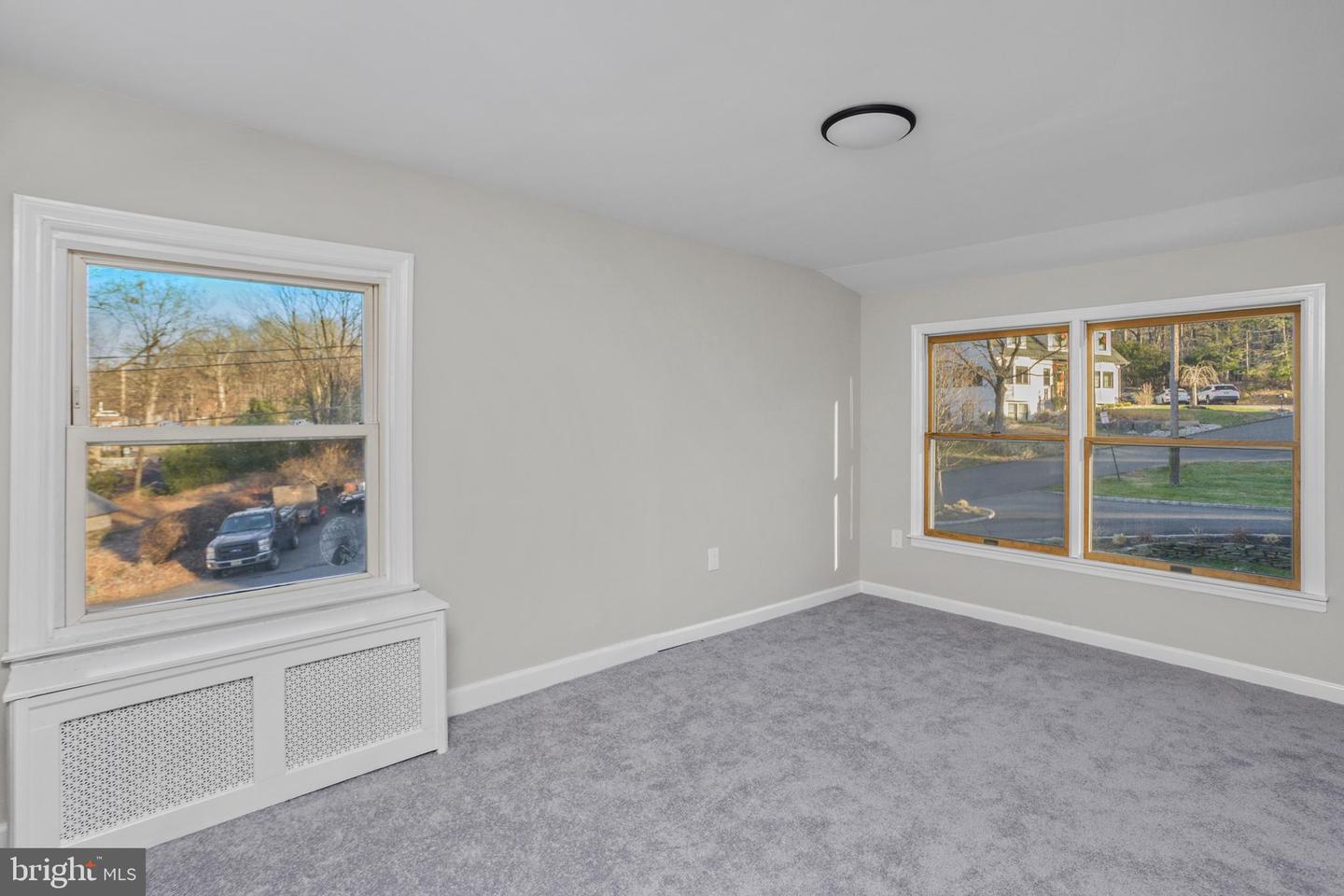 83 Mountain Blvd Property Photo 25