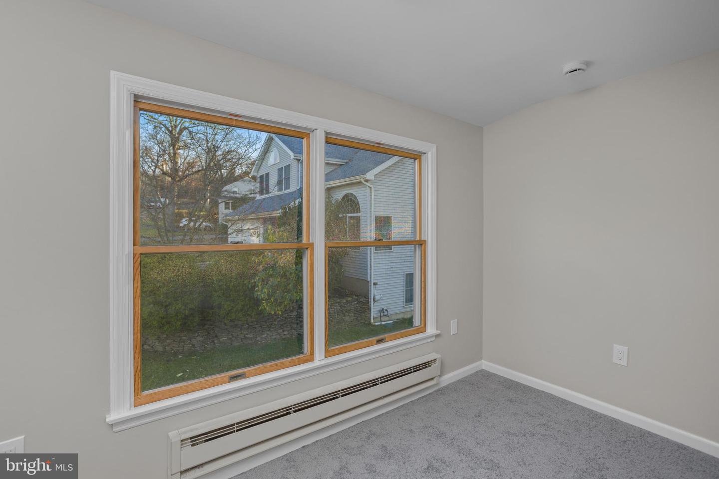 83 Mountain Blvd Property Photo 27