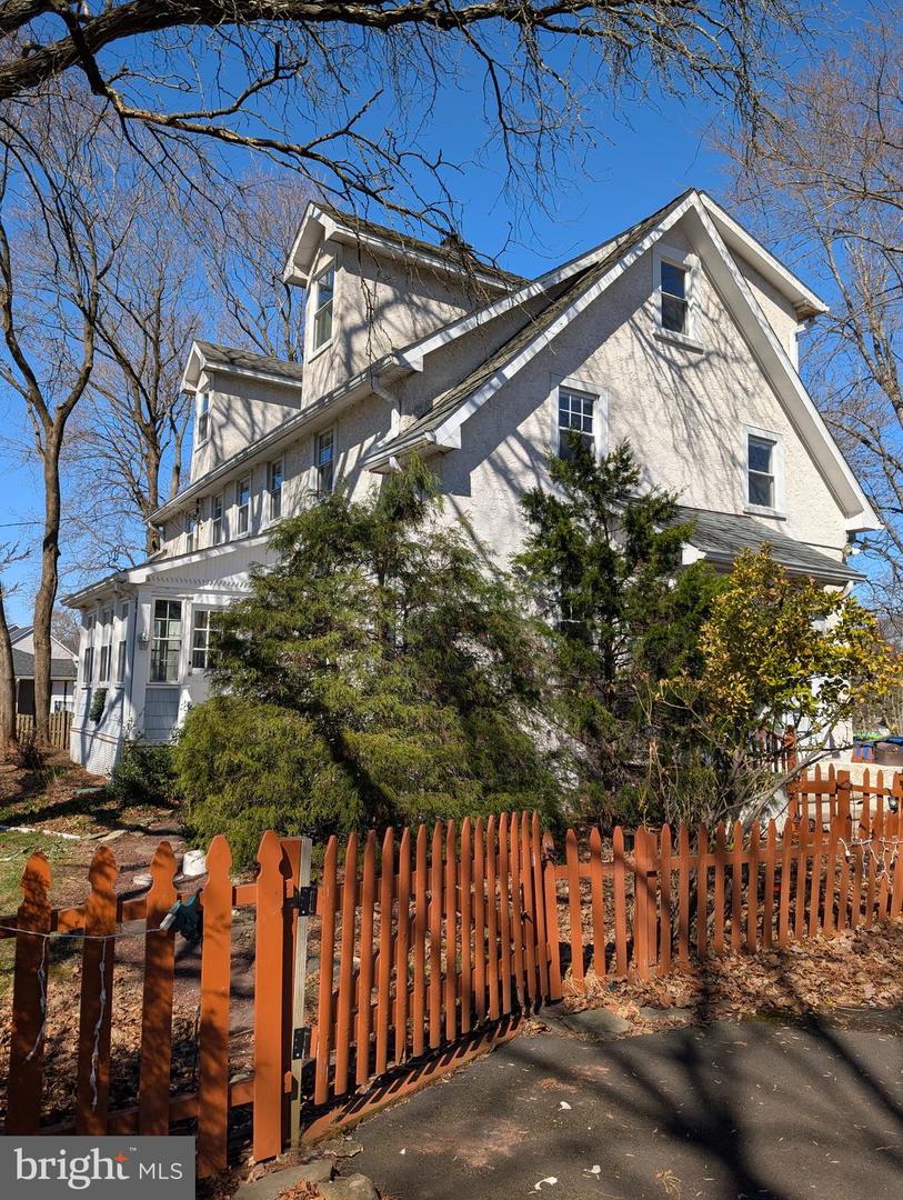 4 New Amwell Rd Property Photo 1