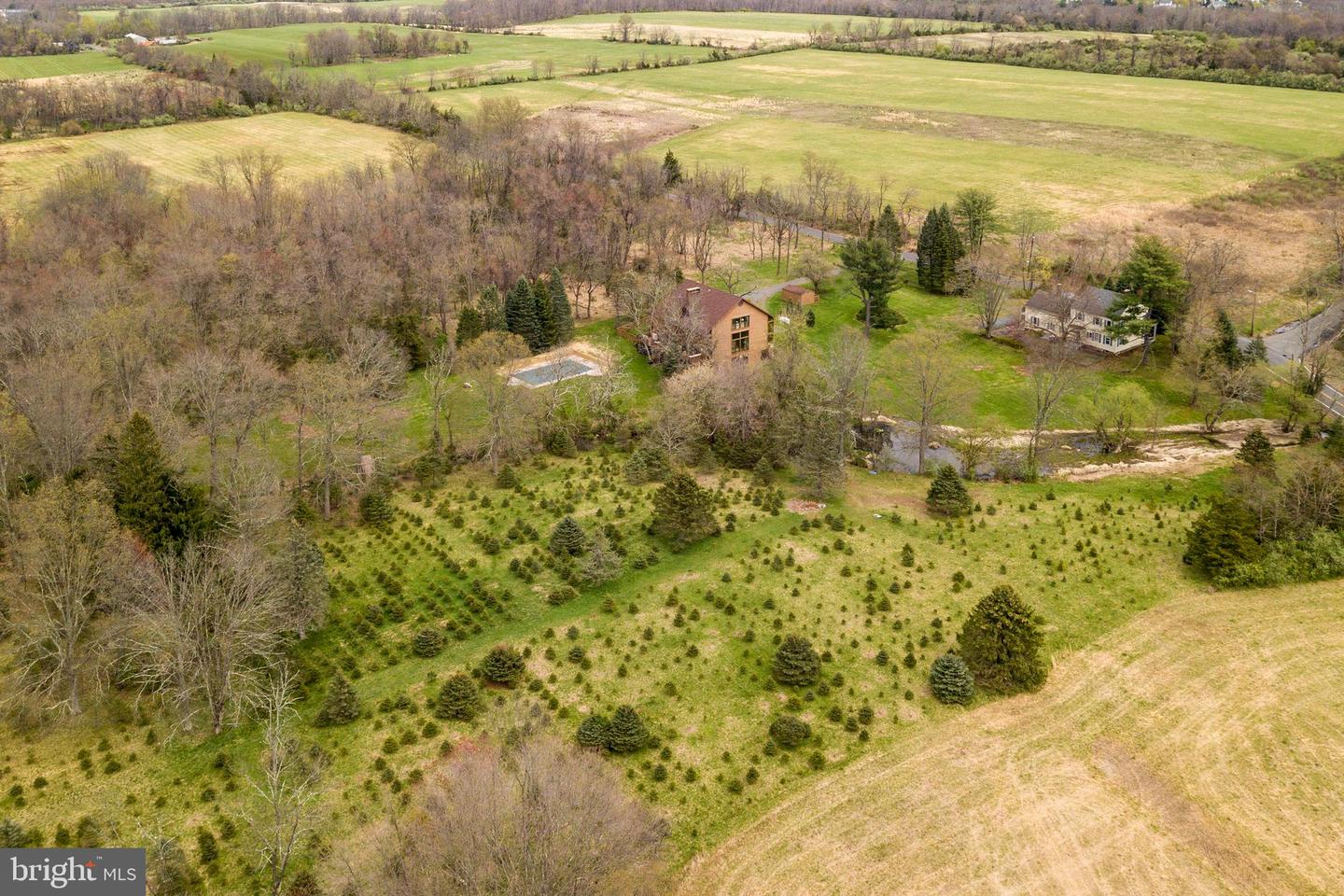 900 Canal Rd Property Photo 35