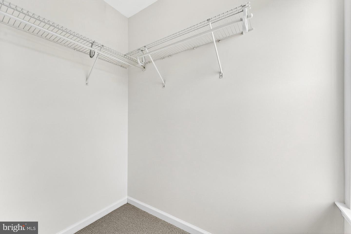 84 Autumn Ln Property Photo 25