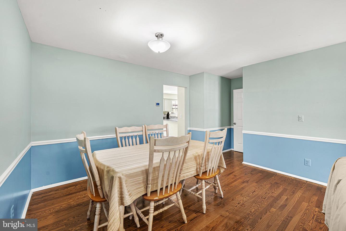 150 Nantwich Ct Property Photo 7