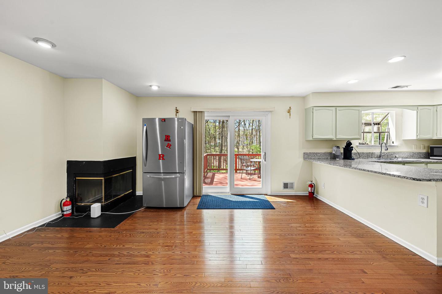 150 Nantwich Ct Property Photo 9