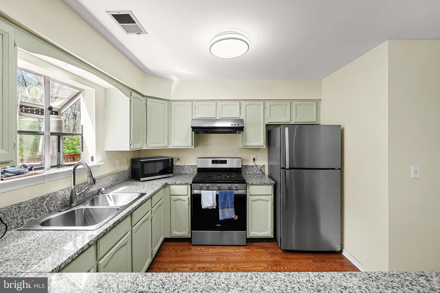 150 Nantwich Ct Property Photo 16