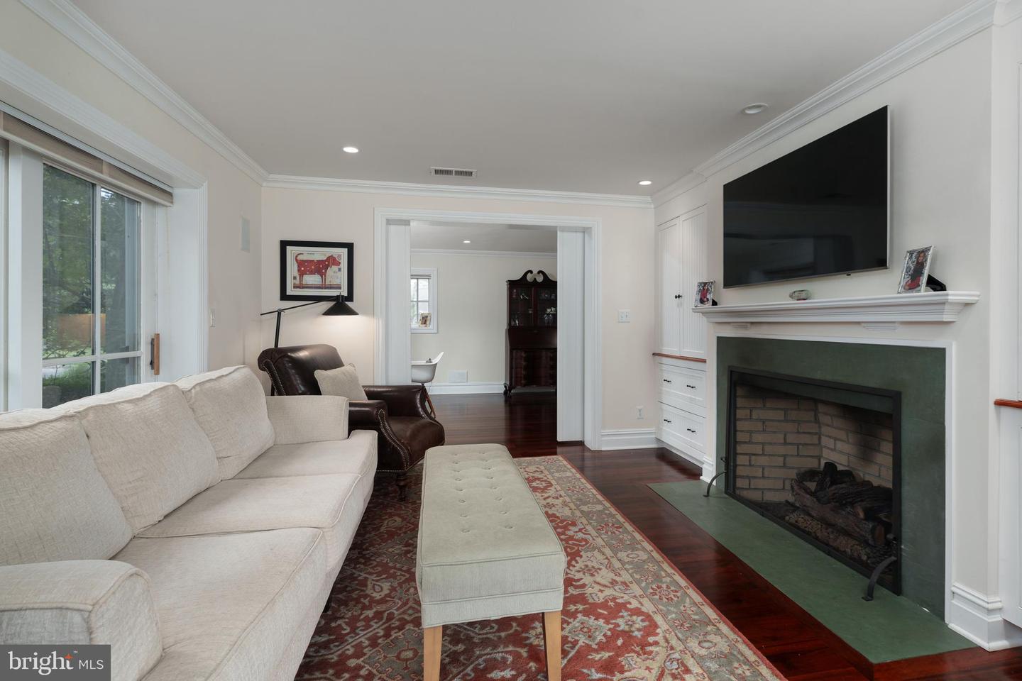 8 Flanders Valley Ct Property Photo 15