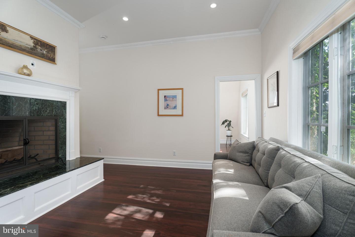8 Flanders Valley Ct Property Photo 25
