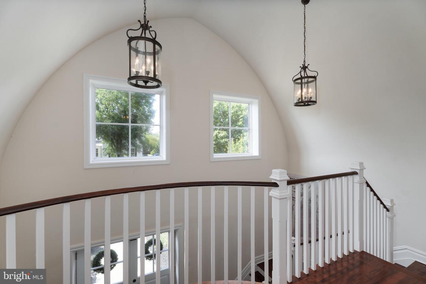 8 Flanders Valley Ct Property Photo 42