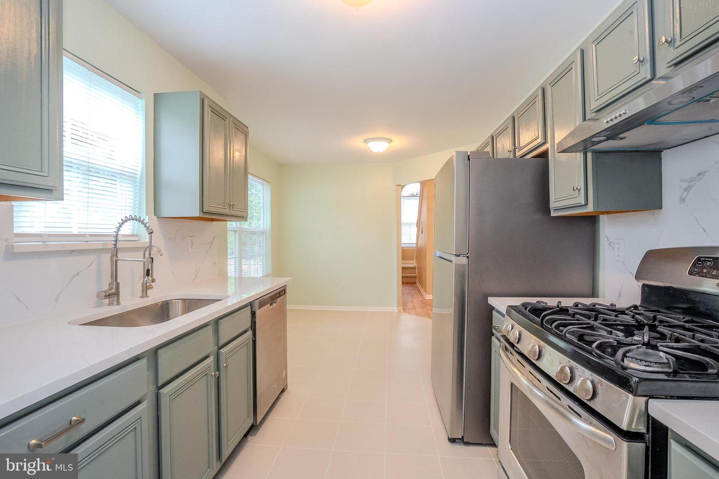 17 Taft Ct Property Photo 13