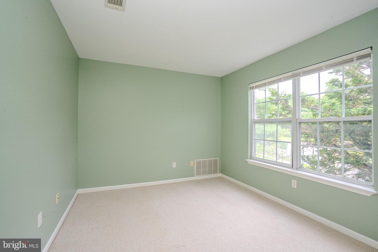 17 Taft Ct Property Photo 33