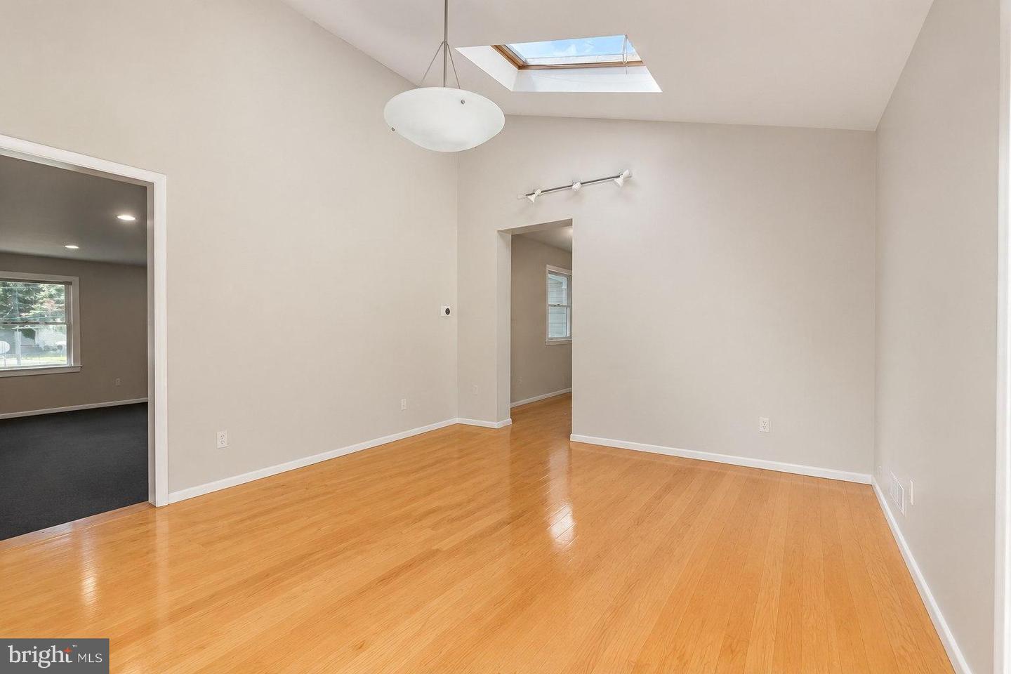 303 Cherry Valley Rd Property Photo 13