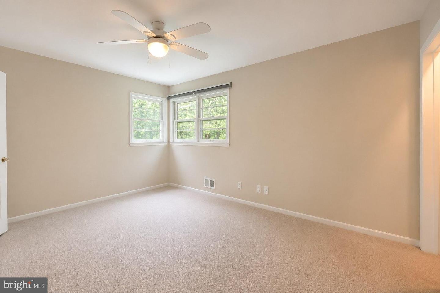 303 Cherry Valley Rd Property Photo 27