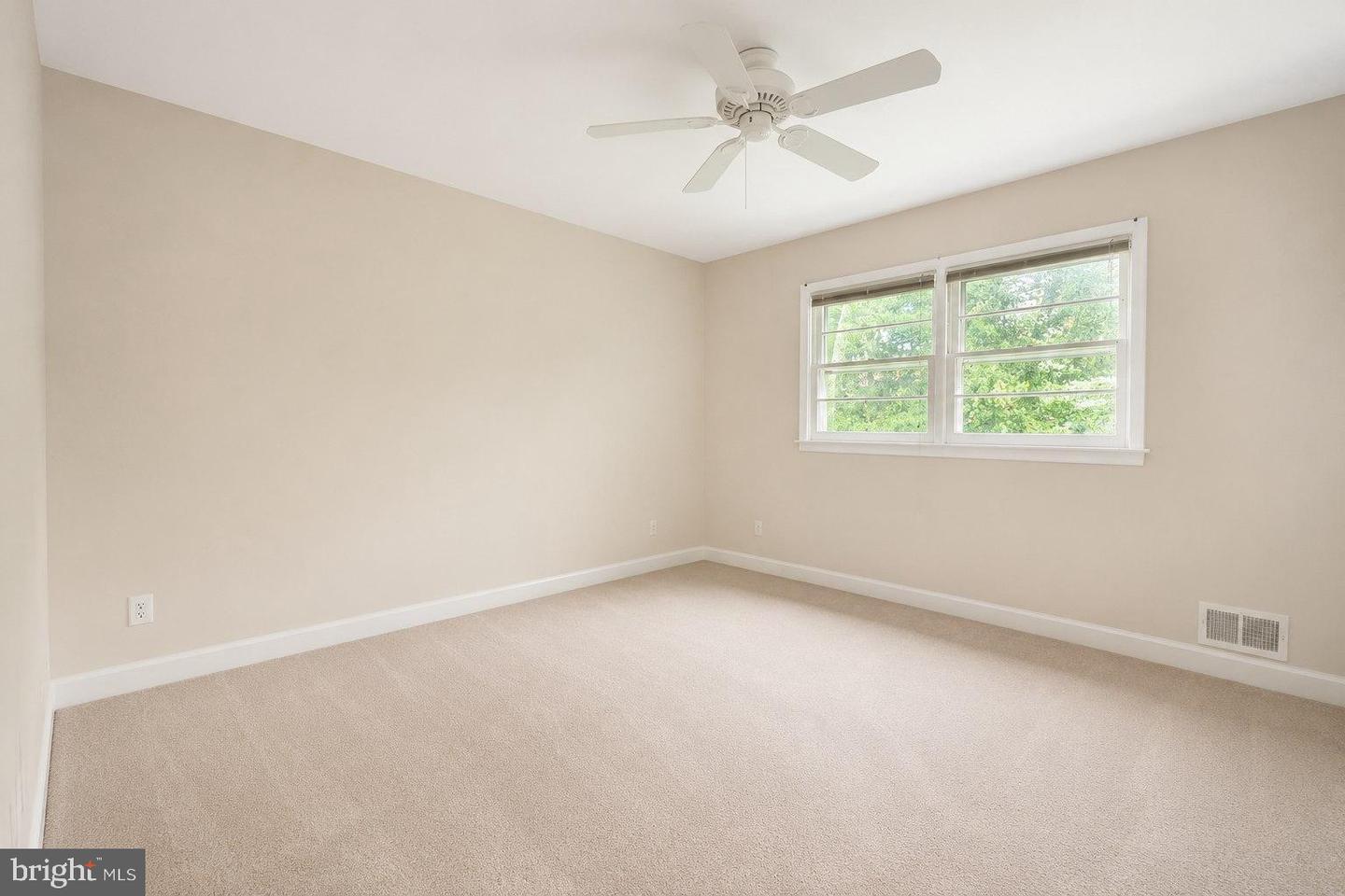 303 Cherry Valley Rd Property Photo 28