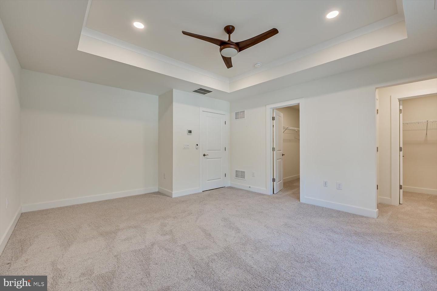 5 E Hartwick Dr Property Photo 17