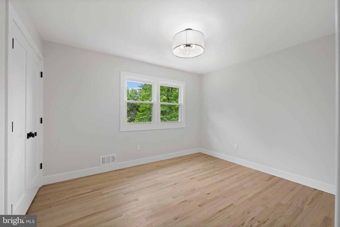 59 Catskill Ct Property Photo 32