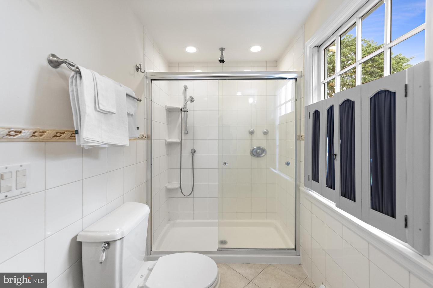 186 Fairview Rd Property Photo 49