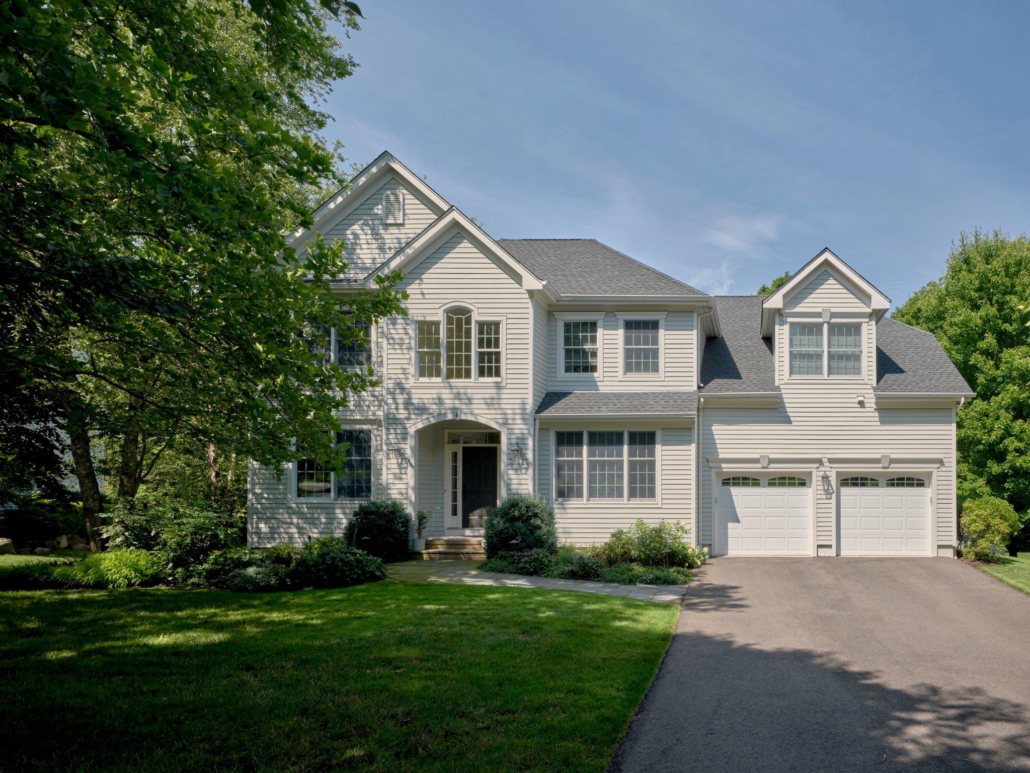 6 Avalon Lakes Ct Property Photo 1