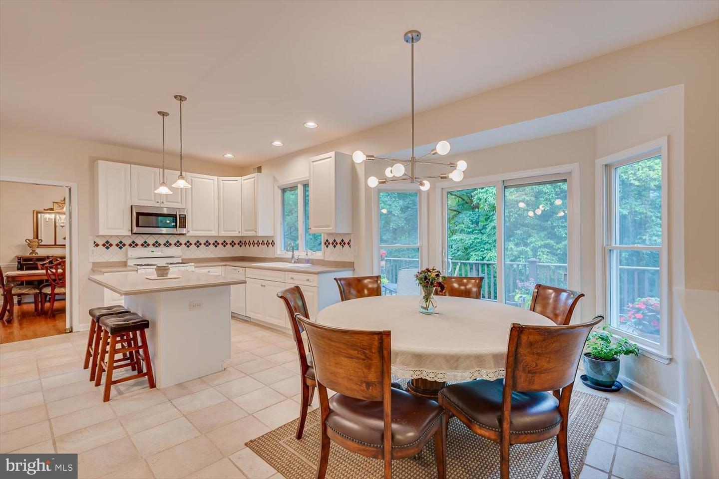 2 Jupiter Hills Ct Property Photo 8
