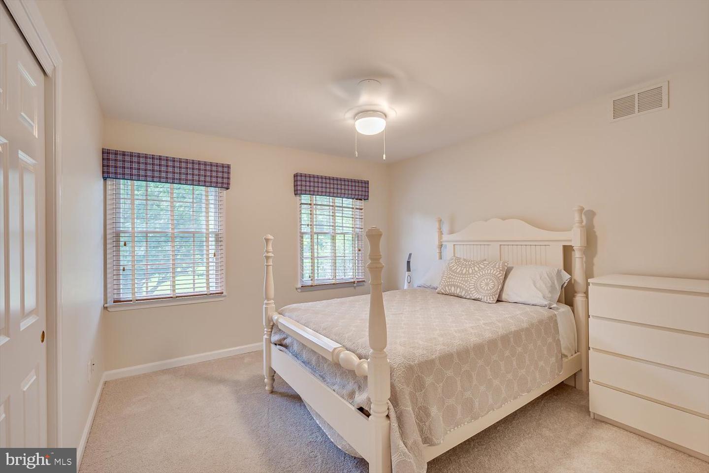 2 Jupiter Hills Ct Property Photo 21