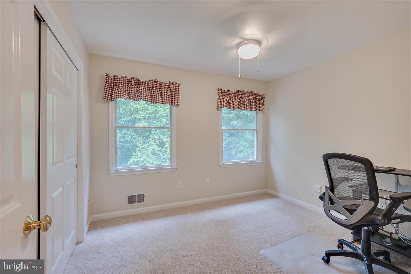 2 Jupiter Hills Ct Property Photo 24